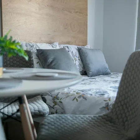 Apartmán Flora Apartment, Free Parking, Self Chek-in