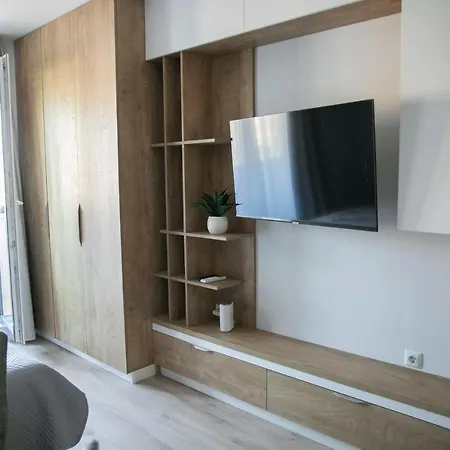 Flora Apartment, Free Parking, Self Chek-in *