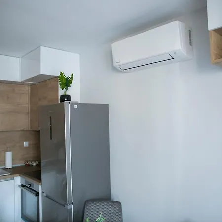 Flora Apartment, Free Parking, Self Chek-in Apartmán Varna