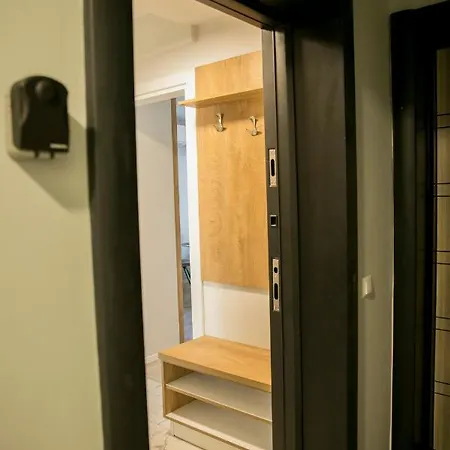 Flora Apartment, Free Parking, Self Chek-in Apartmán Varna