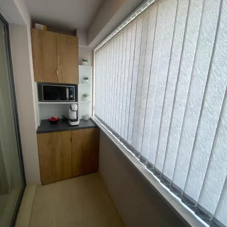 Flora Apartment, Free Parking, Self Chek-in Apartmán Varna